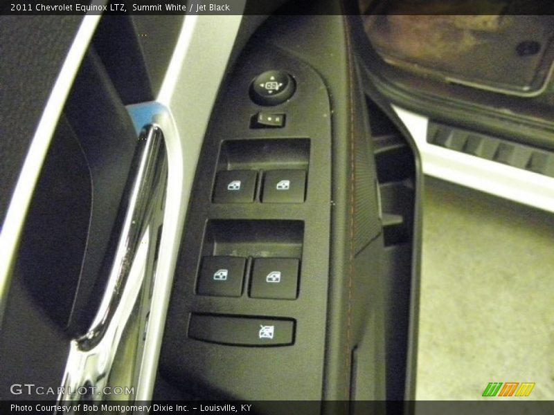 Summit White / Jet Black 2011 Chevrolet Equinox LTZ