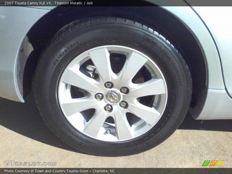 Titanium Metallic / Ash 2007 Toyota Camry XLE V6