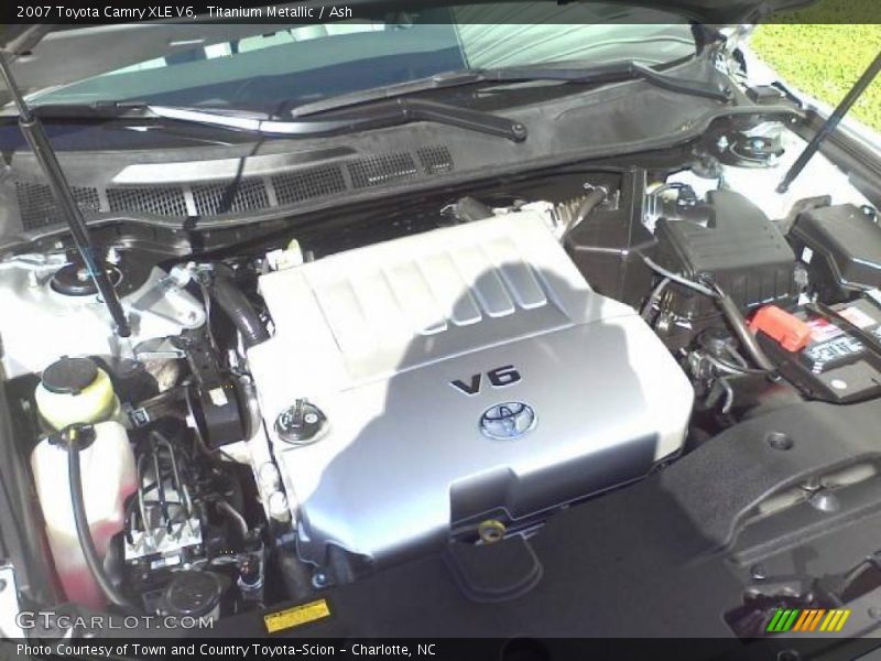Titanium Metallic / Ash 2007 Toyota Camry XLE V6