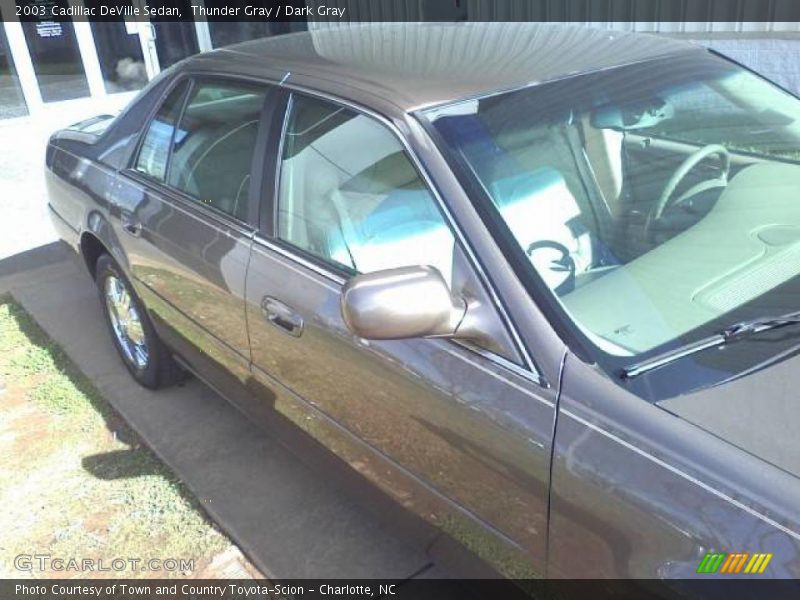 Thunder Gray / Dark Gray 2003 Cadillac DeVille Sedan