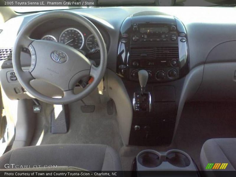 Phantom Gray Pearl / Stone 2005 Toyota Sienna LE