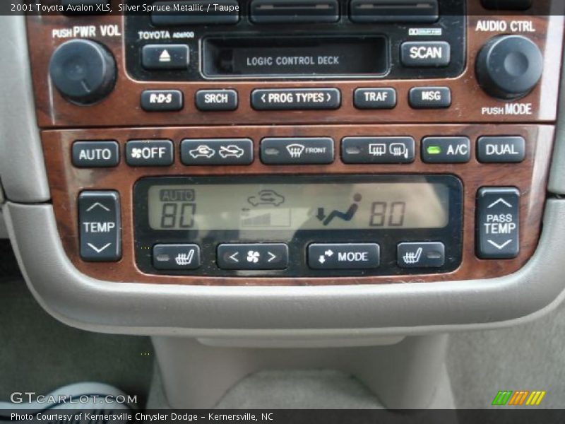Silver Spruce Metallic / Taupe 2001 Toyota Avalon XLS