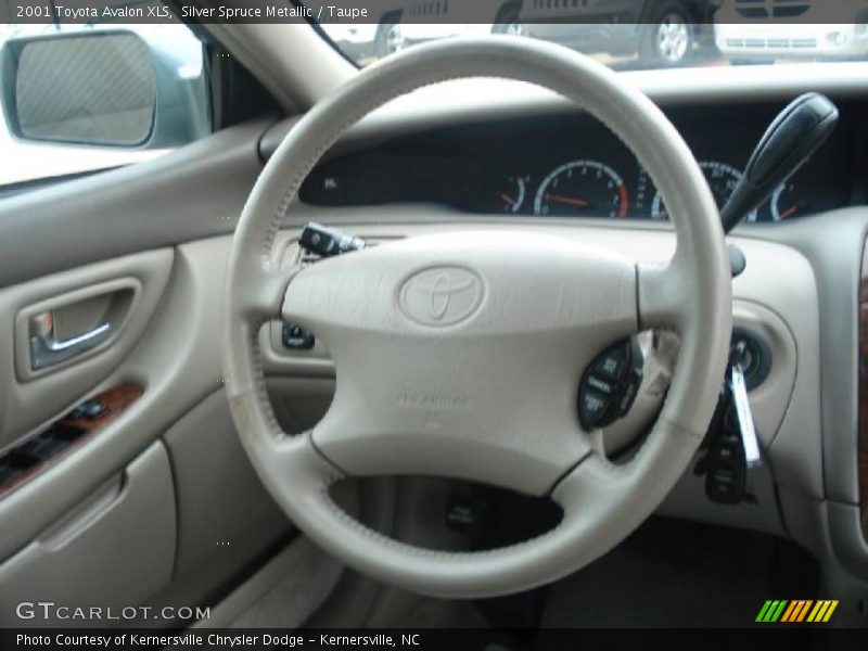Silver Spruce Metallic / Taupe 2001 Toyota Avalon XLS