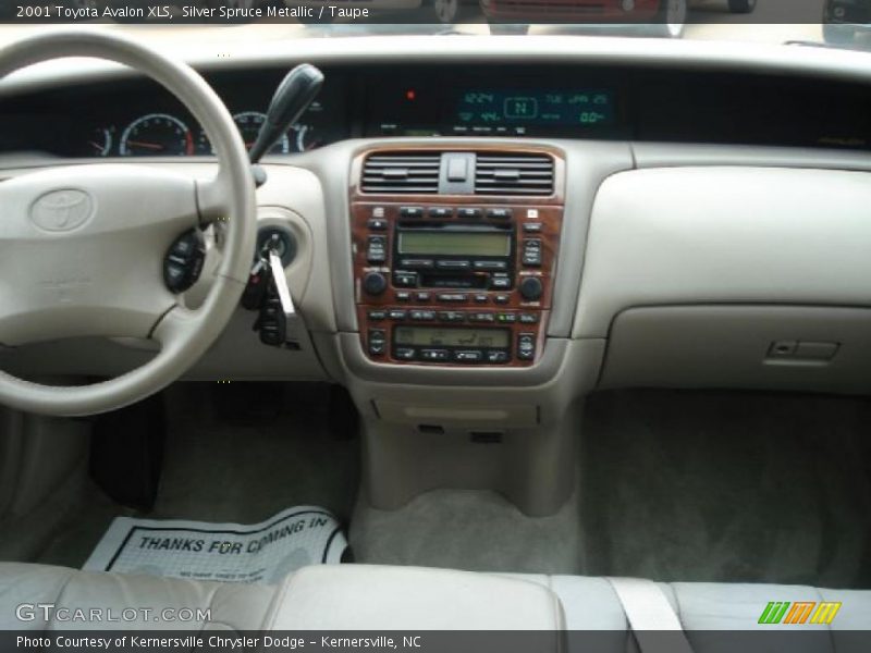 Silver Spruce Metallic / Taupe 2001 Toyota Avalon XLS