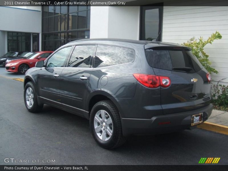 Cyber Gray Metallic / Cashmere/Dark Gray 2011 Chevrolet Traverse LT