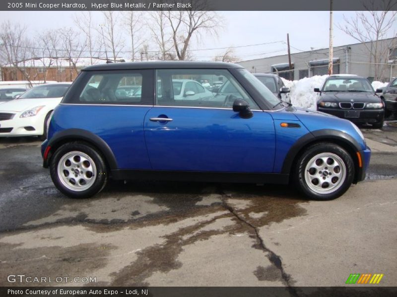 Hyper Blue Metallic / Panther Black 2005 Mini Cooper Hardtop