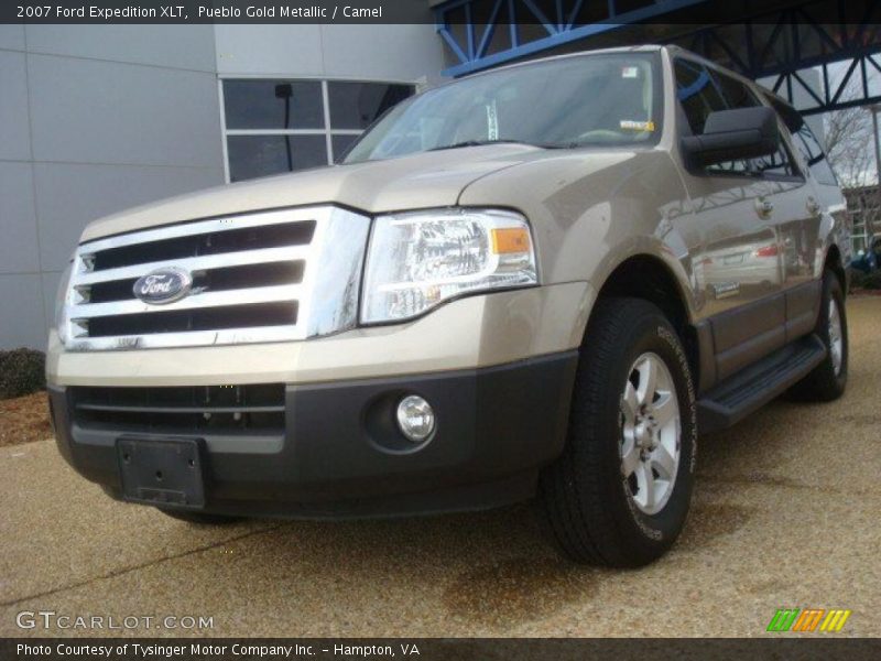 Pueblo Gold Metallic / Camel 2007 Ford Expedition XLT