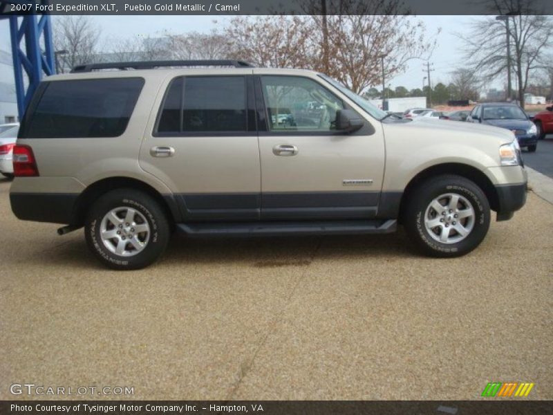 Pueblo Gold Metallic / Camel 2007 Ford Expedition XLT