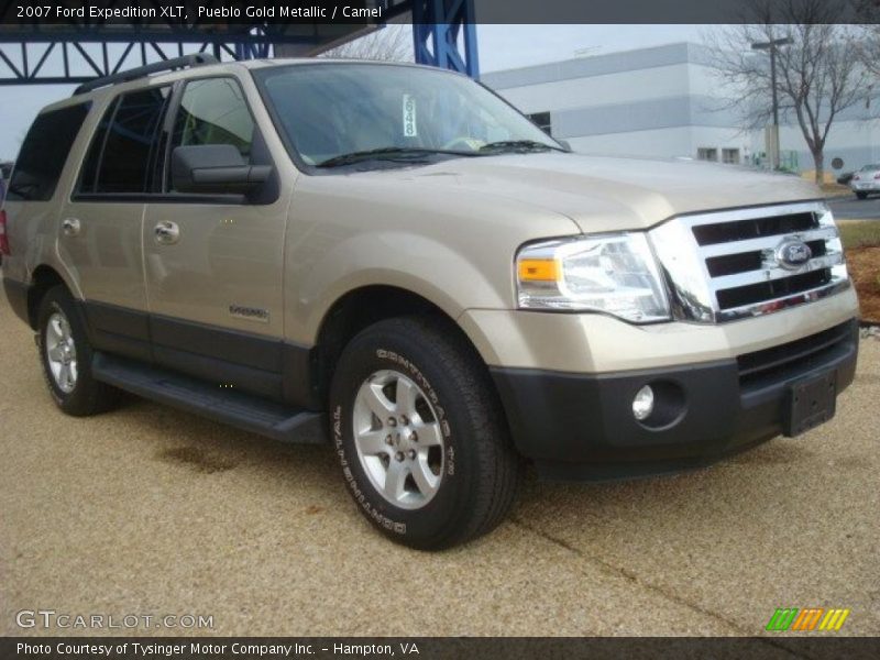 Pueblo Gold Metallic / Camel 2007 Ford Expedition XLT