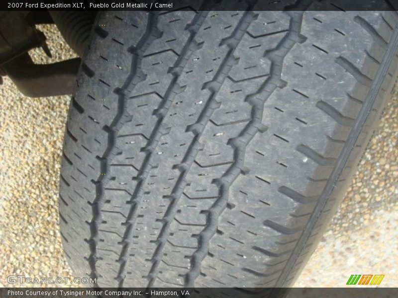 Pueblo Gold Metallic / Camel 2007 Ford Expedition XLT