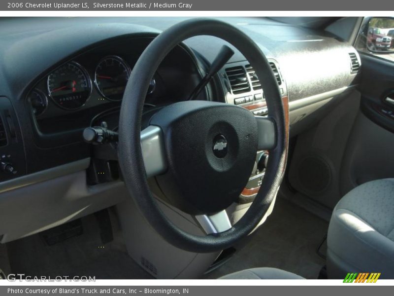 Silverstone Metallic / Medium Gray 2006 Chevrolet Uplander LS