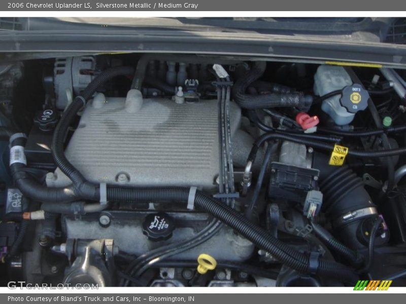 Silverstone Metallic / Medium Gray 2006 Chevrolet Uplander LS