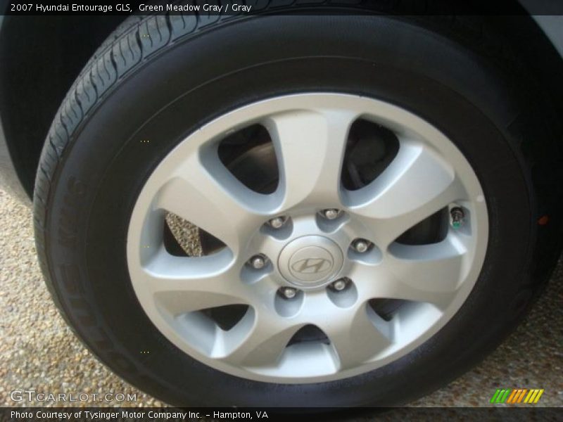 Green Meadow Gray / Gray 2007 Hyundai Entourage GLS