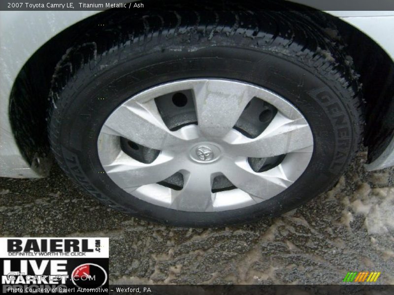 Titanium Metallic / Ash 2007 Toyota Camry LE