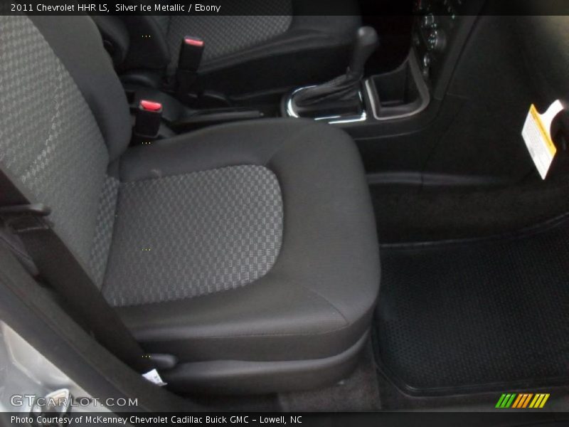 Silver Ice Metallic / Ebony 2011 Chevrolet HHR LS