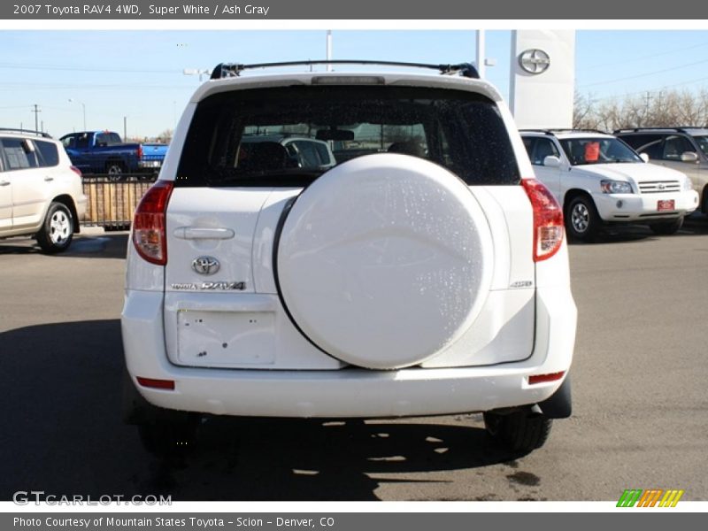 Super White / Ash Gray 2007 Toyota RAV4 4WD