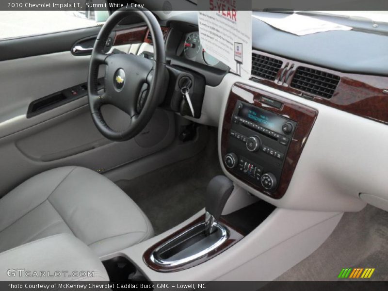 Summit White / Gray 2010 Chevrolet Impala LT