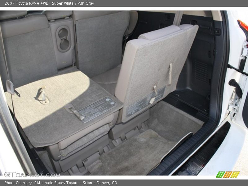 Super White / Ash Gray 2007 Toyota RAV4 4WD