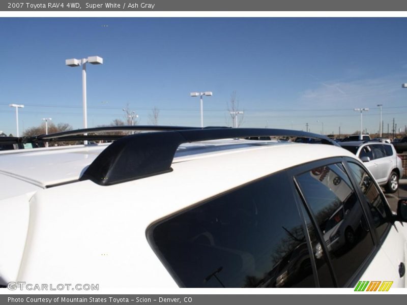 Super White / Ash Gray 2007 Toyota RAV4 4WD