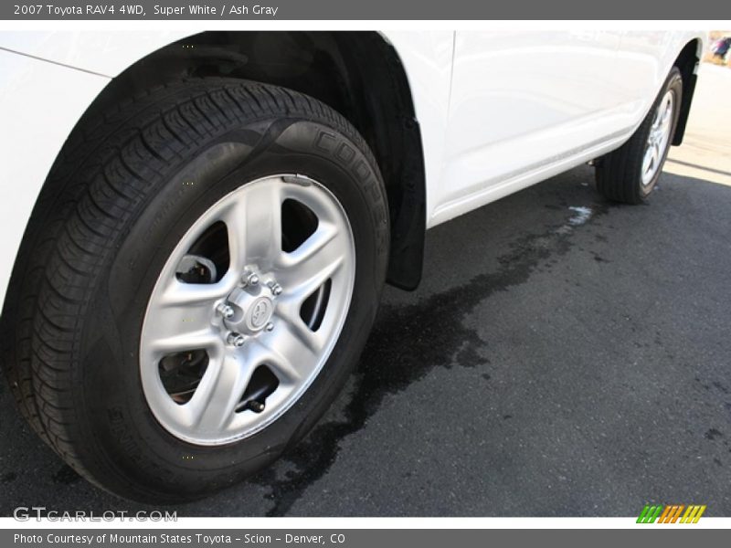 Super White / Ash Gray 2007 Toyota RAV4 4WD