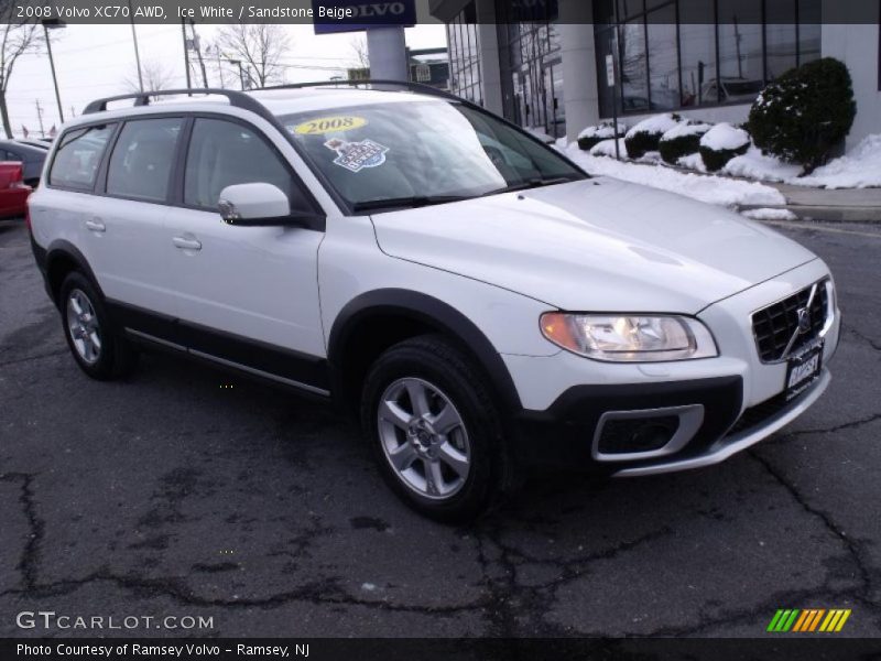 Ice White / Sandstone Beige 2008 Volvo XC70 AWD