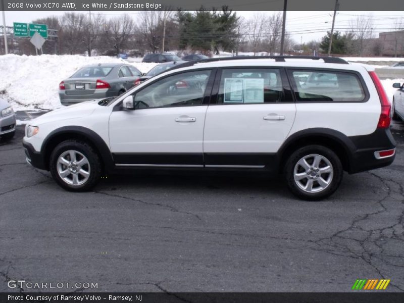 Ice White / Sandstone Beige 2008 Volvo XC70 AWD