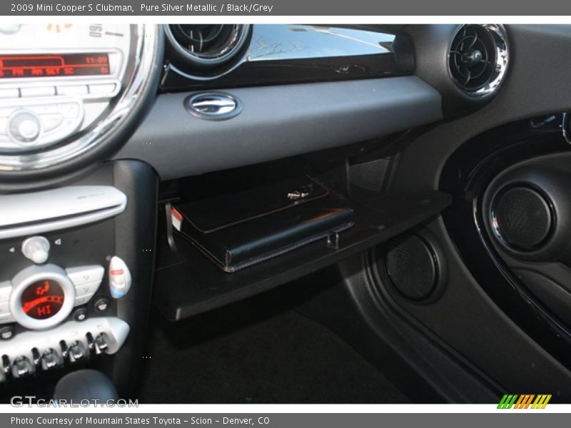 Pure Silver Metallic / Black/Grey 2009 Mini Cooper S Clubman