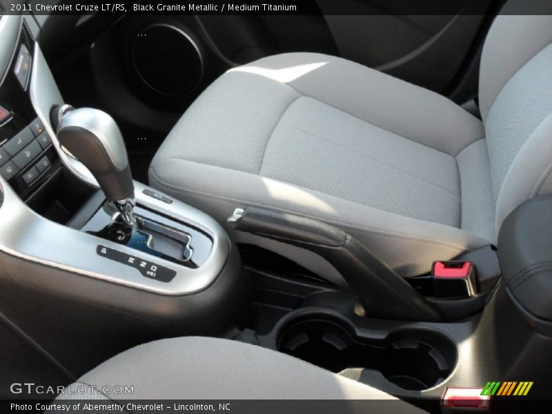  2011 Cruze LT/RS Medium Titanium Interior