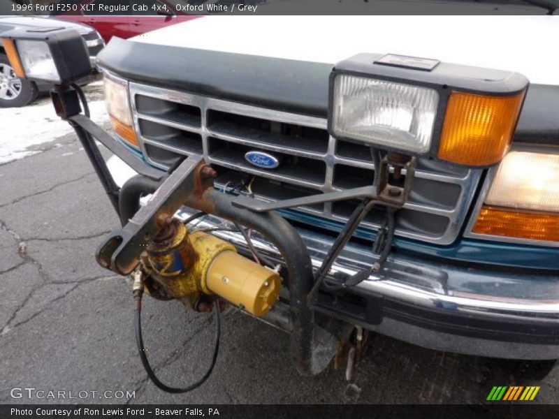 Oxford White / Grey 1996 Ford F250 XLT Regular Cab 4x4