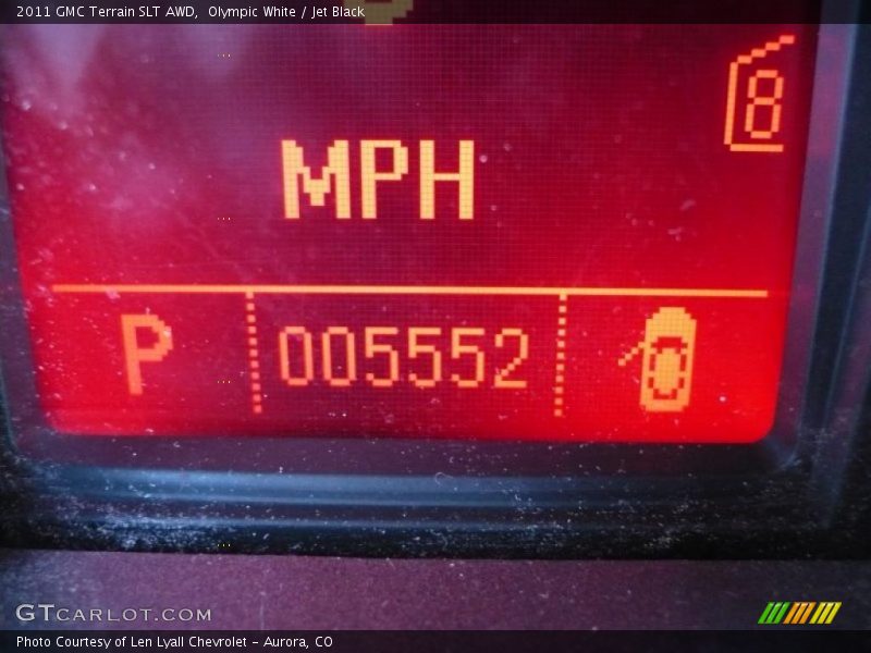 Olympic White / Jet Black 2011 GMC Terrain SLT AWD