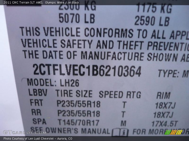 Olympic White / Jet Black 2011 GMC Terrain SLT AWD