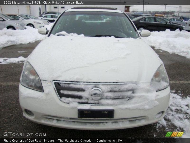 Cloud White / Charcoal Black 2002 Nissan Altima 3.5 SE