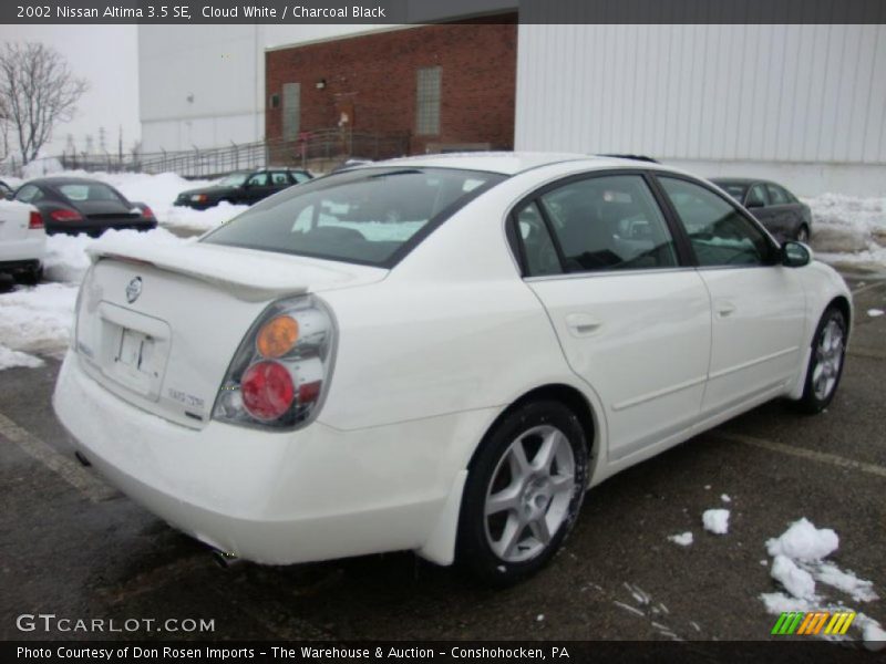 Cloud White / Charcoal Black 2002 Nissan Altima 3.5 SE