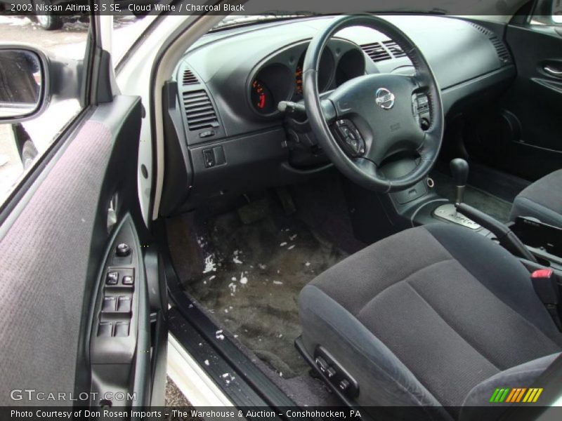 Cloud White / Charcoal Black 2002 Nissan Altima 3.5 SE