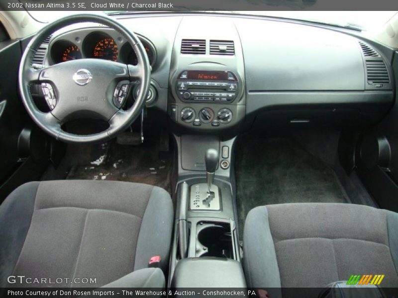 Cloud White / Charcoal Black 2002 Nissan Altima 3.5 SE