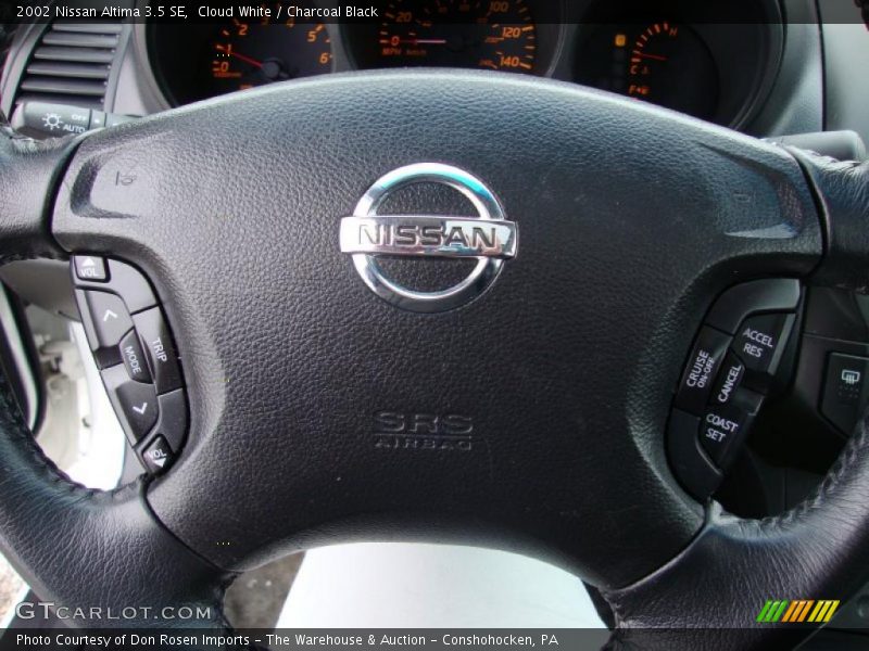 Cloud White / Charcoal Black 2002 Nissan Altima 3.5 SE