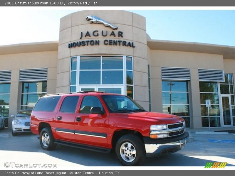 Victory Red / Tan 2001 Chevrolet Suburban 1500 LT