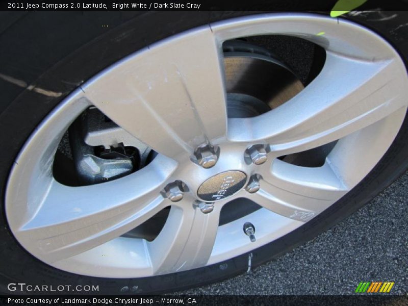 Bright White / Dark Slate Gray 2011 Jeep Compass 2.0 Latitude
