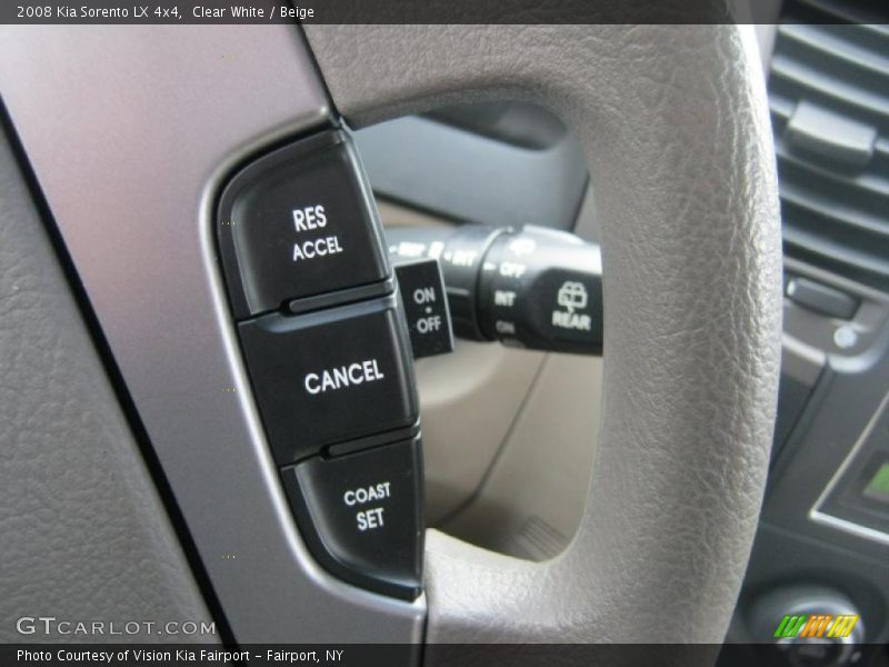 Clear White / Beige 2008 Kia Sorento LX 4x4