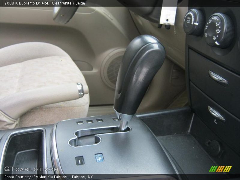 Clear White / Beige 2008 Kia Sorento LX 4x4