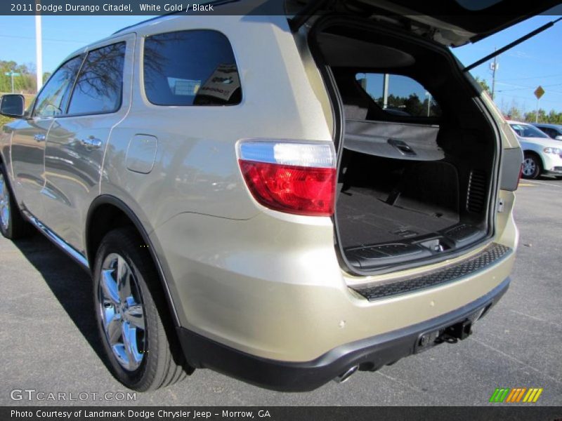  2011 Durango Citadel Trunk