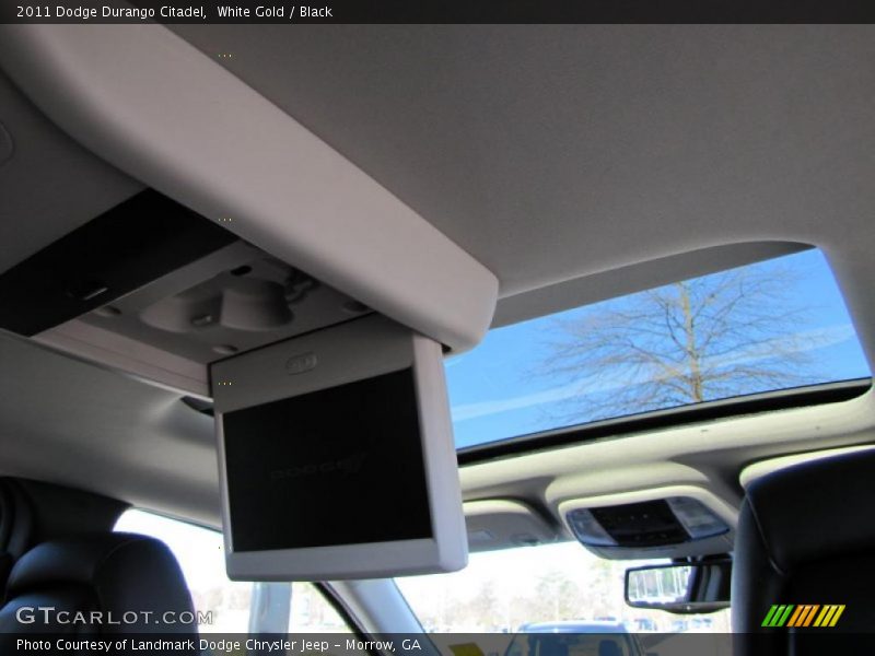 White Gold / Black 2011 Dodge Durango Citadel