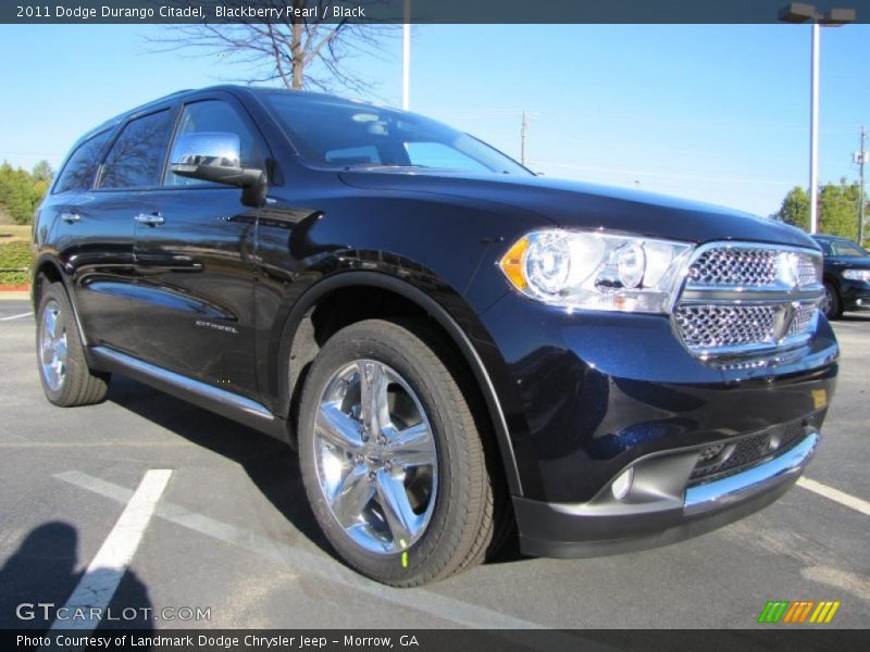 Front 3/4 View of 2011 Durango Citadel