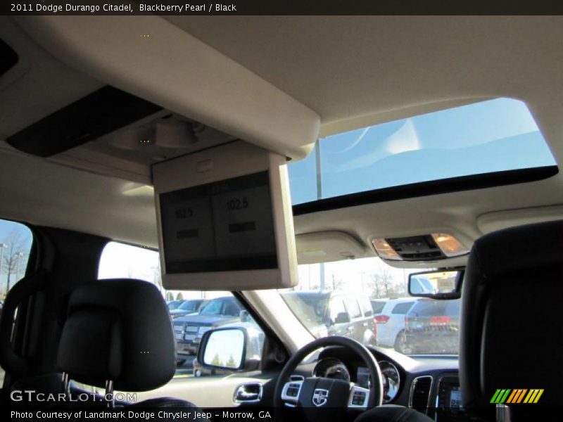 Blackberry Pearl / Black 2011 Dodge Durango Citadel