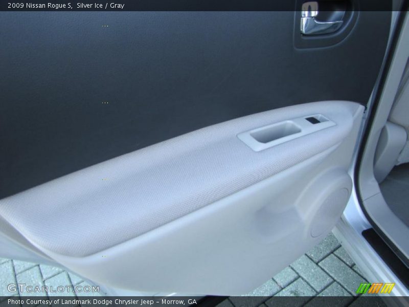 Silver Ice / Gray 2009 Nissan Rogue S