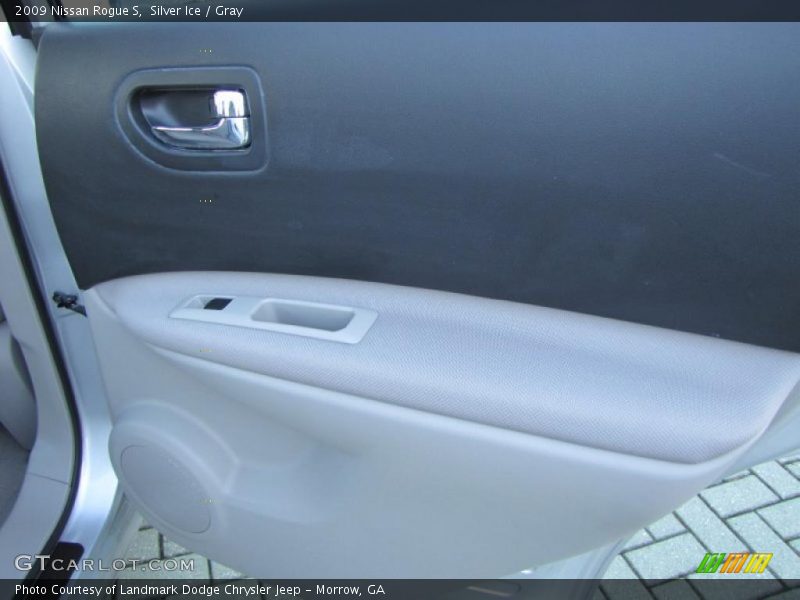 Silver Ice / Gray 2009 Nissan Rogue S