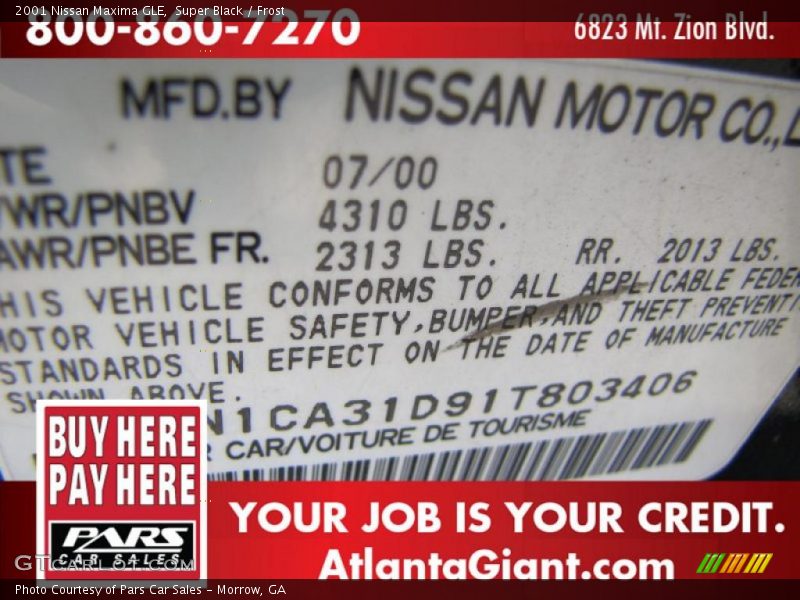 Super Black / Frost 2001 Nissan Maxima GLE