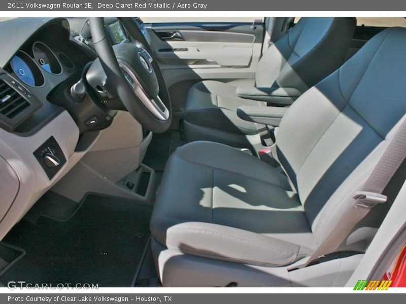 Deep Claret Red Metallic / Aero Gray 2011 Volkswagen Routan SE