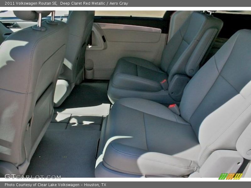 Deep Claret Red Metallic / Aero Gray 2011 Volkswagen Routan SE