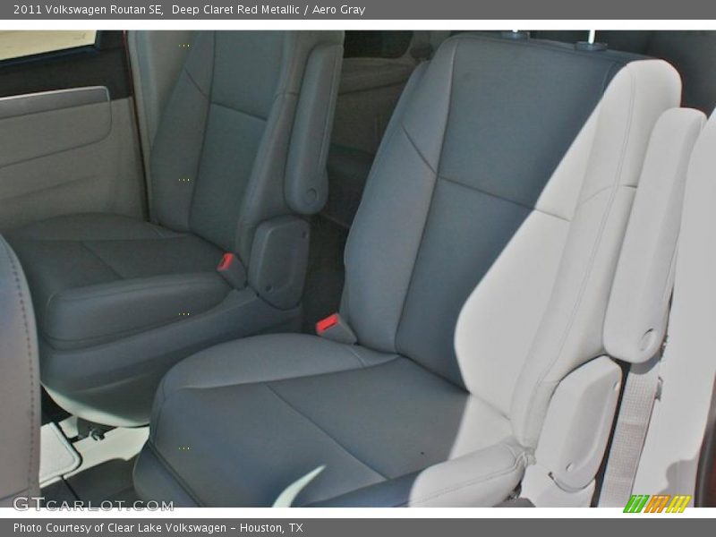 Deep Claret Red Metallic / Aero Gray 2011 Volkswagen Routan SE